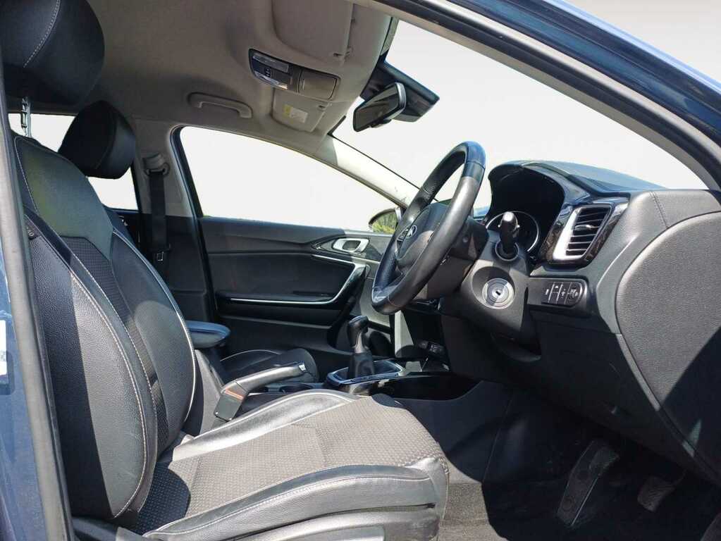 Kia Ceed 1.6 Crdi 3 Sportswagon Blue #4