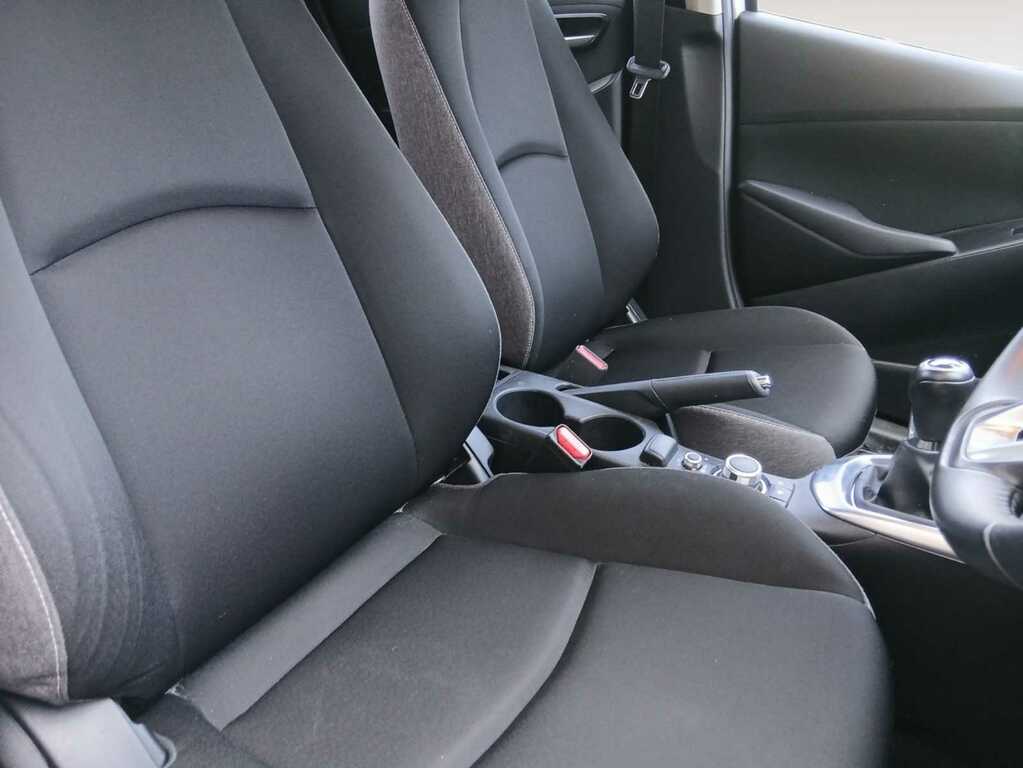 Mazda 2 1.5 Skyactiv-g Centre-line Hatchback White #4
