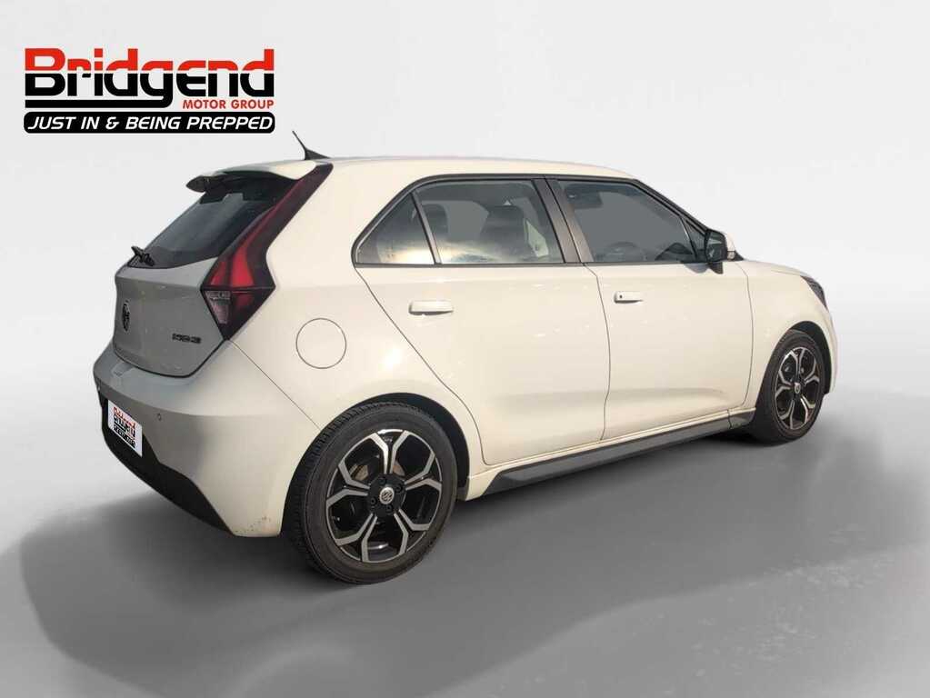 MG MG3 1.5 Vti-tech Exclusive Nav Hatchback White #3