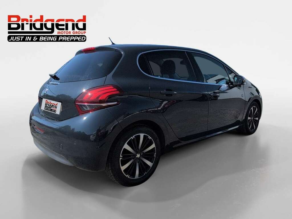 Peugeot 208 1.2 Puretech Tech Edition Hatchback SE19ULP Grey #3