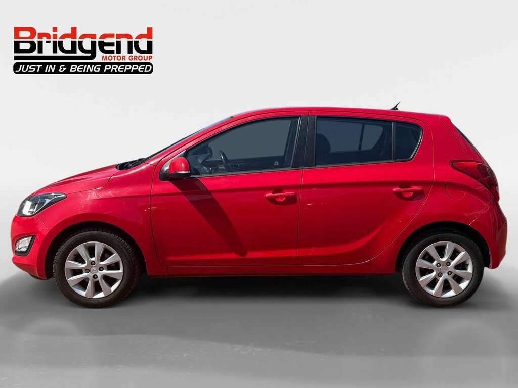 Hyundai I20 1.2 Active Hatchback Red #3