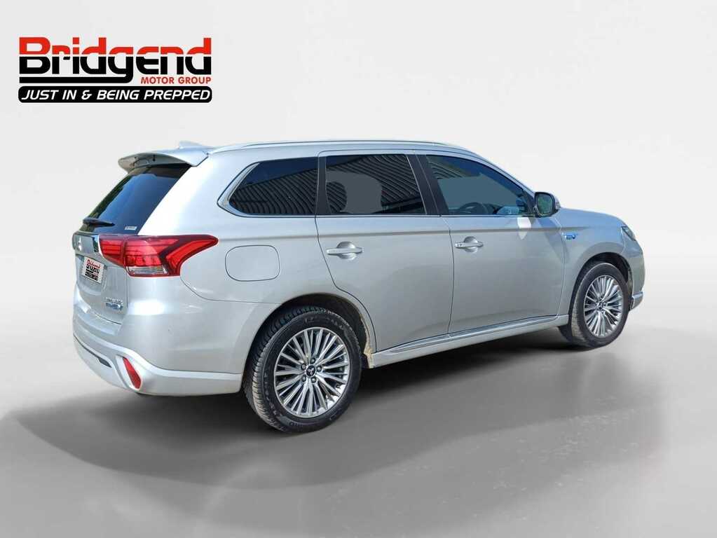 Mitsubishi Outlander 2.4H Twinmotor 13.8Kwh 4H Suv Plug-in H Silver #2