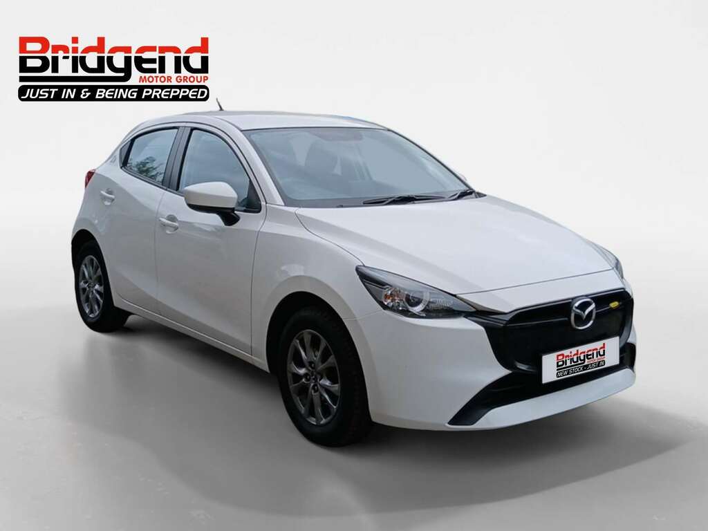 Mazda 2 1.5 Skyactiv-g Centre-line Hatchback PO74MMV White #2