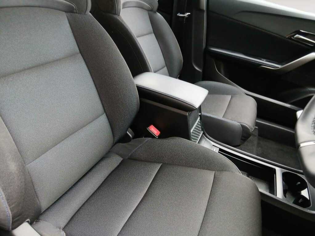 MG MG4 51Kwh Se Hatchback 170 Ps DL23MLU Red #4