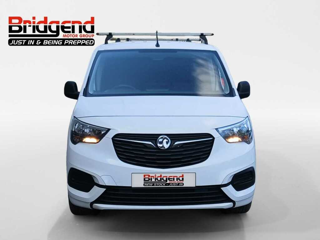 Vauxhall Combo 1.6 Turbo D 2300 Sportive Panel Van Man White