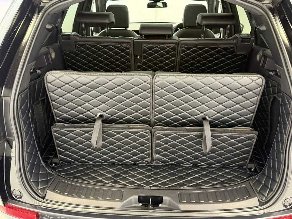 Land Rover Discovery Sport 2.0 Td4 Landmark Suv 7 Seats 4Wd Black #6