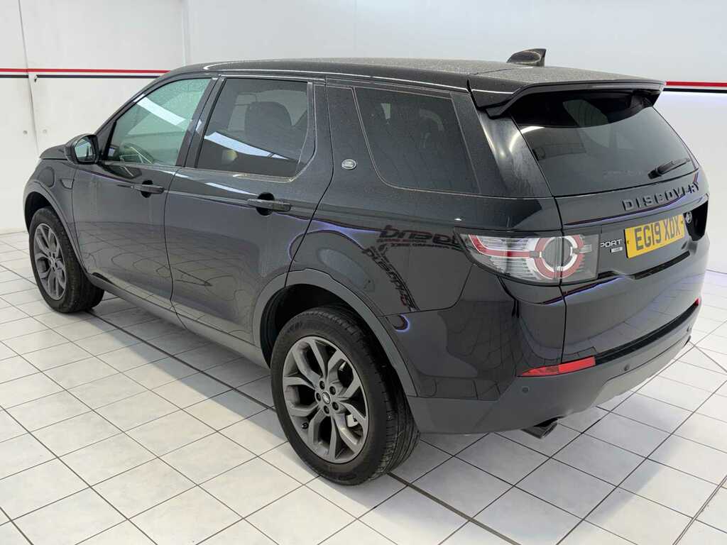Land Rover Discovery Sport 2.0 Td4 Landmark Suv 7 Seats 4Wd Black #4