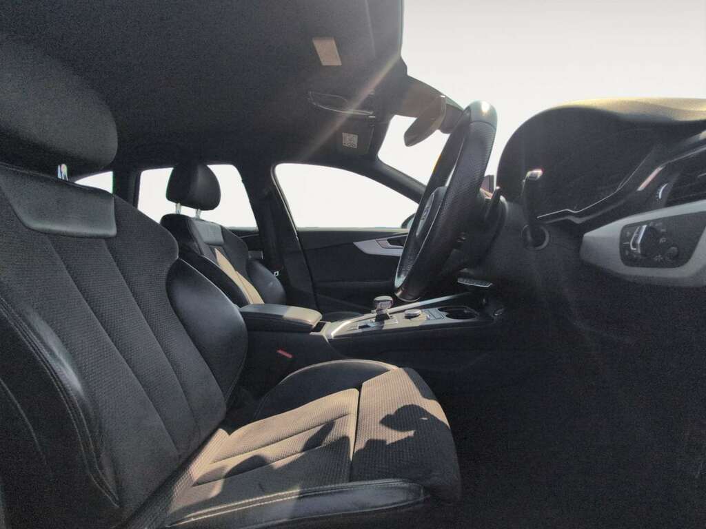Audi A4 2.0 Tdi 40 S Line Estate Black #3