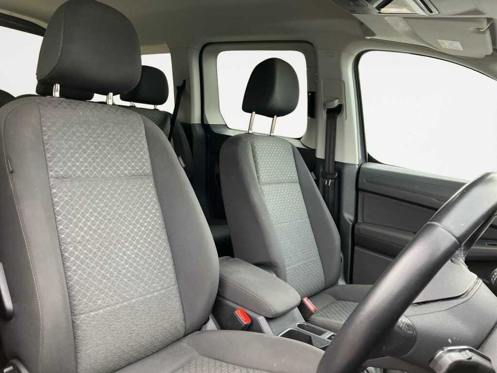 Ford Tourneo Connect 2.0 Ecoblue Titanium Mpv Grey #4