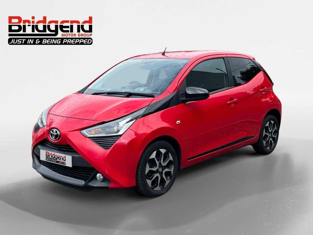 Toyota Aygo 1.0 Vvt-i X-trend Hatchback Red #2