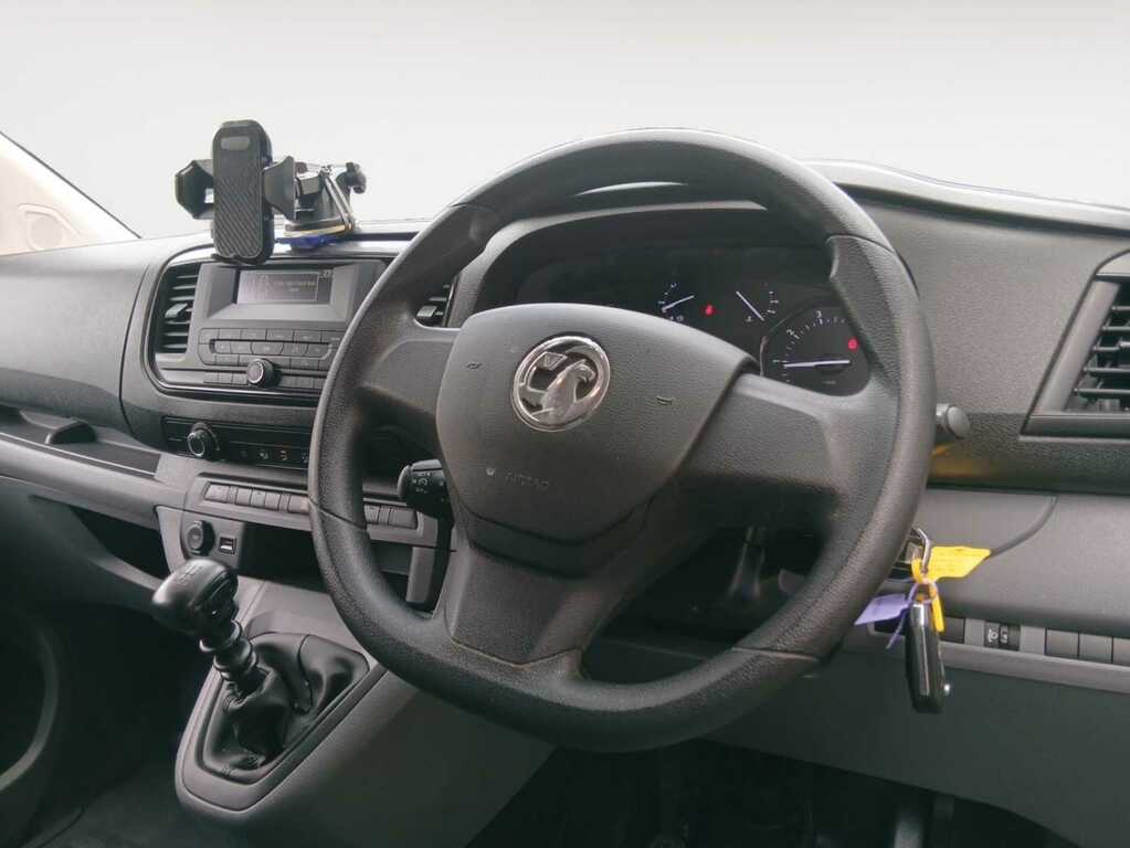 Vauxhall Vivaro 1.5 Turbo D 2700 Edition Panel Van Manu Grey #4