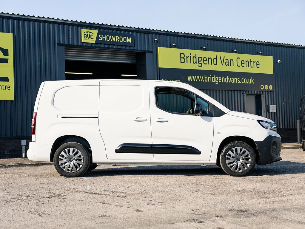 Peugeot Partner 1.5 Bluehdi 100 Bhp Asphalt L2 Long Wheelbase Euro White #6