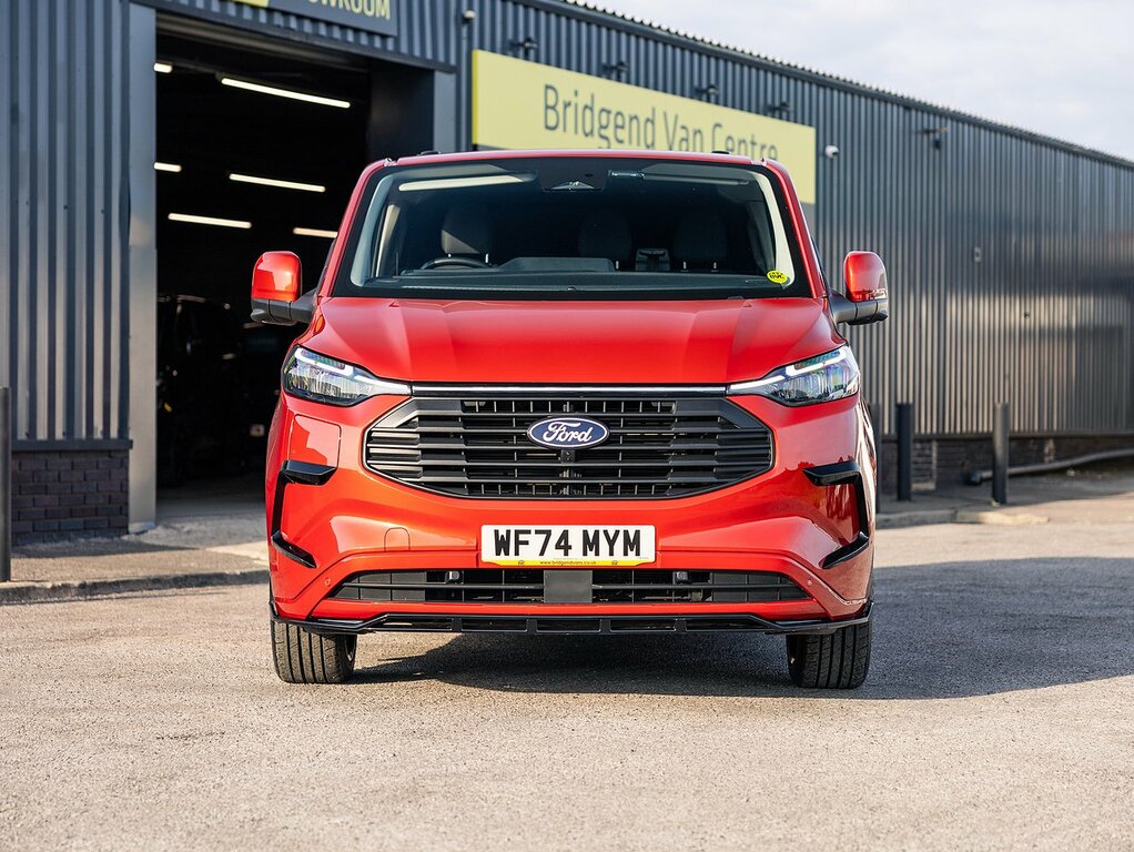 Ford Transit Custom 2.5 Duratec 232 Bhp Phev L1 Swb Limited 6 Seat Dou WF74MYM Red #3