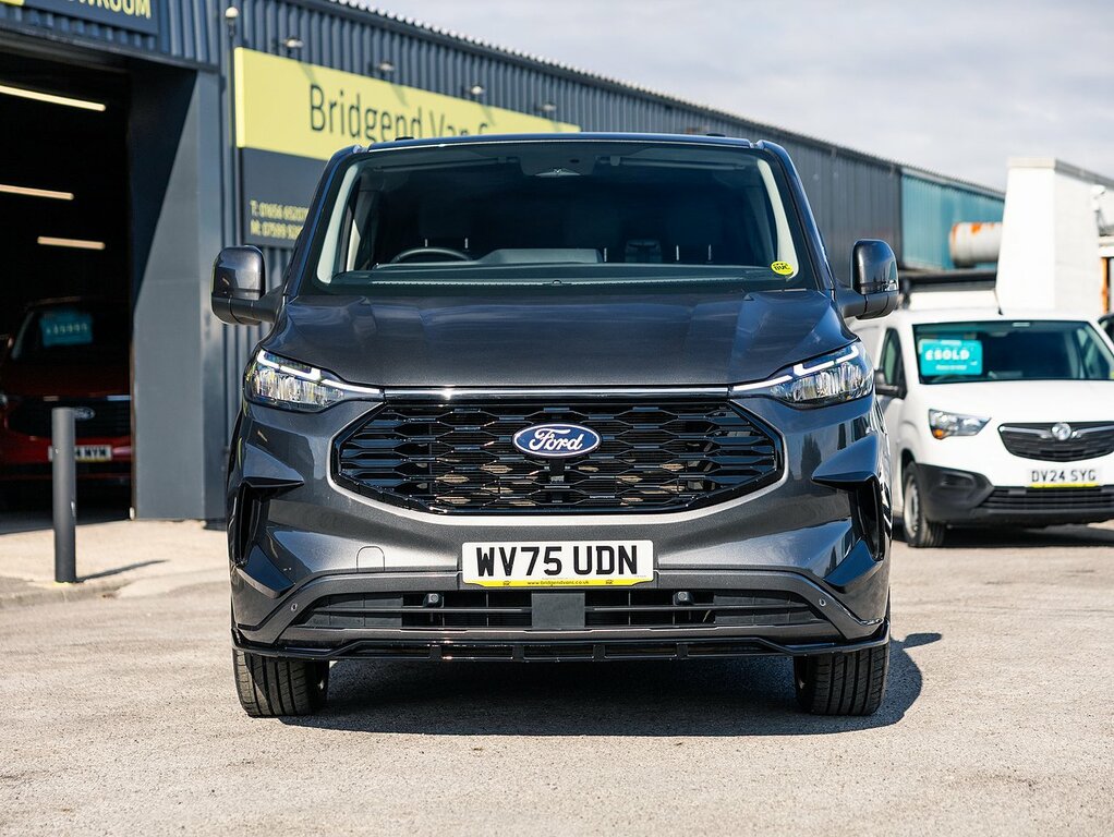 Ford Transit Custom Signature 320 2.0 Ecoblue 136 Bhp L2 Lwb Limited 6 #4