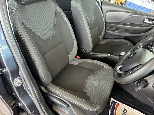 Renault Clio 16V Dynamique Nav Hatchback SD67FON Grey #4