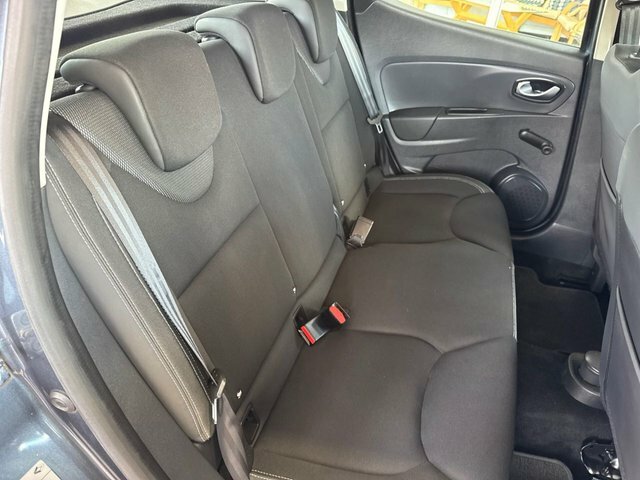 Renault Clio 16V Dynamique Nav Hatchback SD67FON Grey #5
