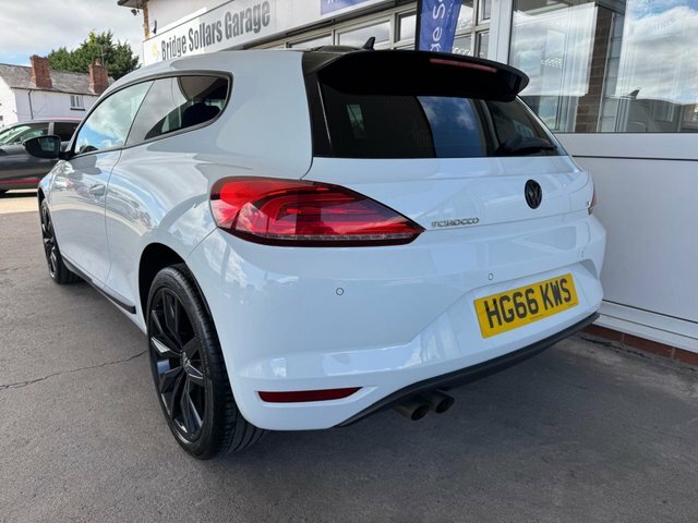 Volkswagen Scirocco Tsi Bluemotion Tech Gt Black #3