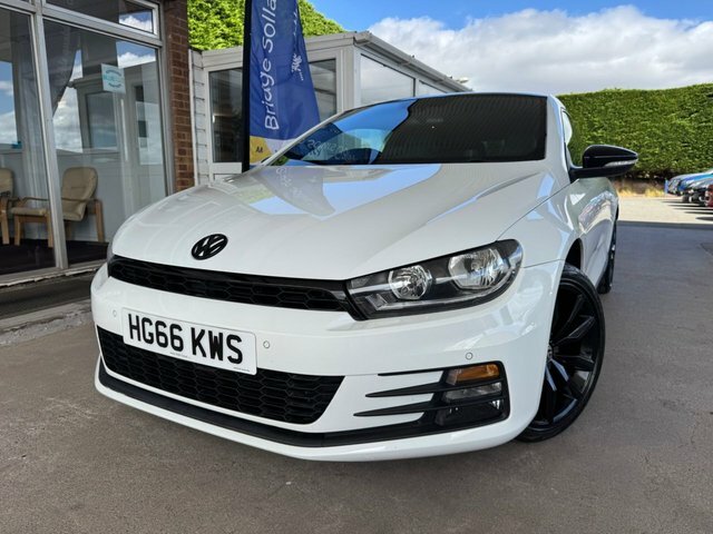 Volkswagen Scirocco Tsi Bluemotion Tech Gt Black