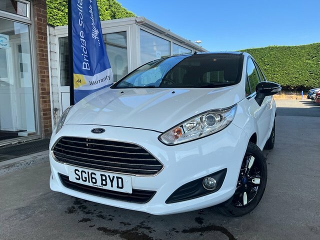 Ford Fiesta Zetec White Edition Hatchback White