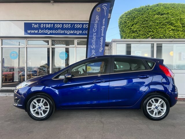 Ford Fiesta Zetec Hatchback EK66FYG Blue #2
