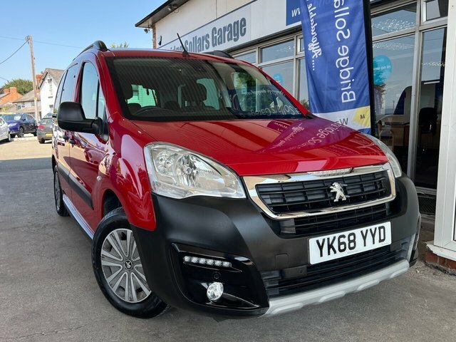 Peugeot Partner Tepee Partner Tepee Active B-hd Red #12