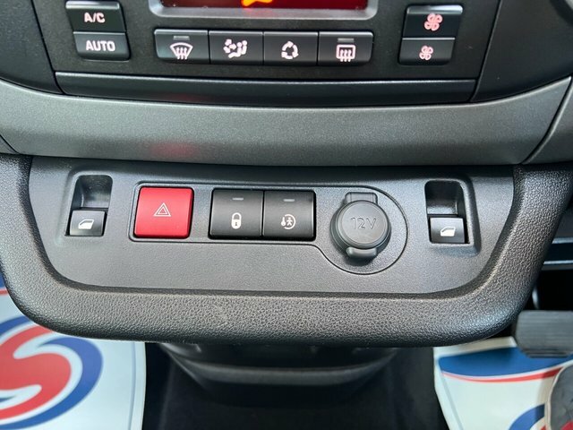 Peugeot Partner Tepee Partner Tepee Active B-hd Red #33