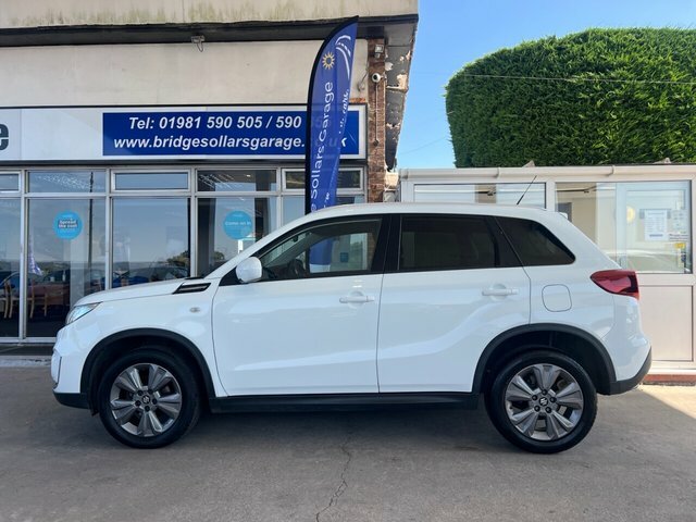 Suzuki Vitara Boosterjet Sz-t Suv LN69HJC White #2