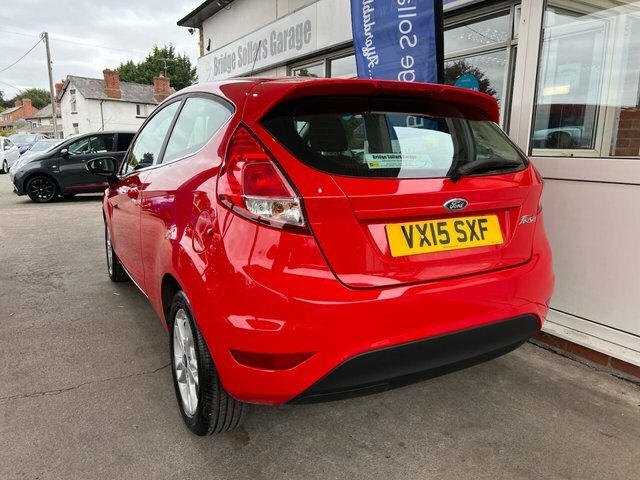 Ford Fiesta Zetec Hatchback VX15SXF Red #3