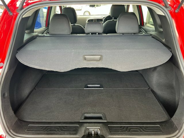 Renault Kadjar Dci Dynamique Nav Suv Red #6