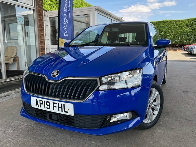Skoda Fabia Se Hatchback Blue
