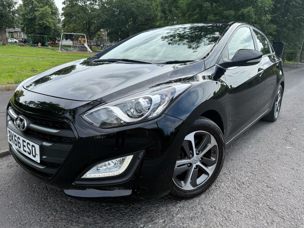 Hyundai I30 Se Nav Blue Drive Crdi Black