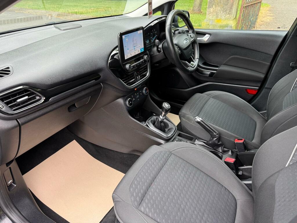 Ford Fiesta Zetec T Black #4