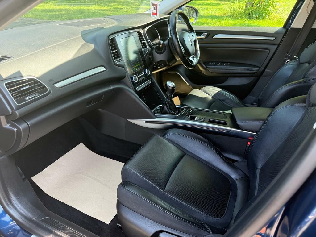 Renault Megane Signature Nav Dci Blue #4