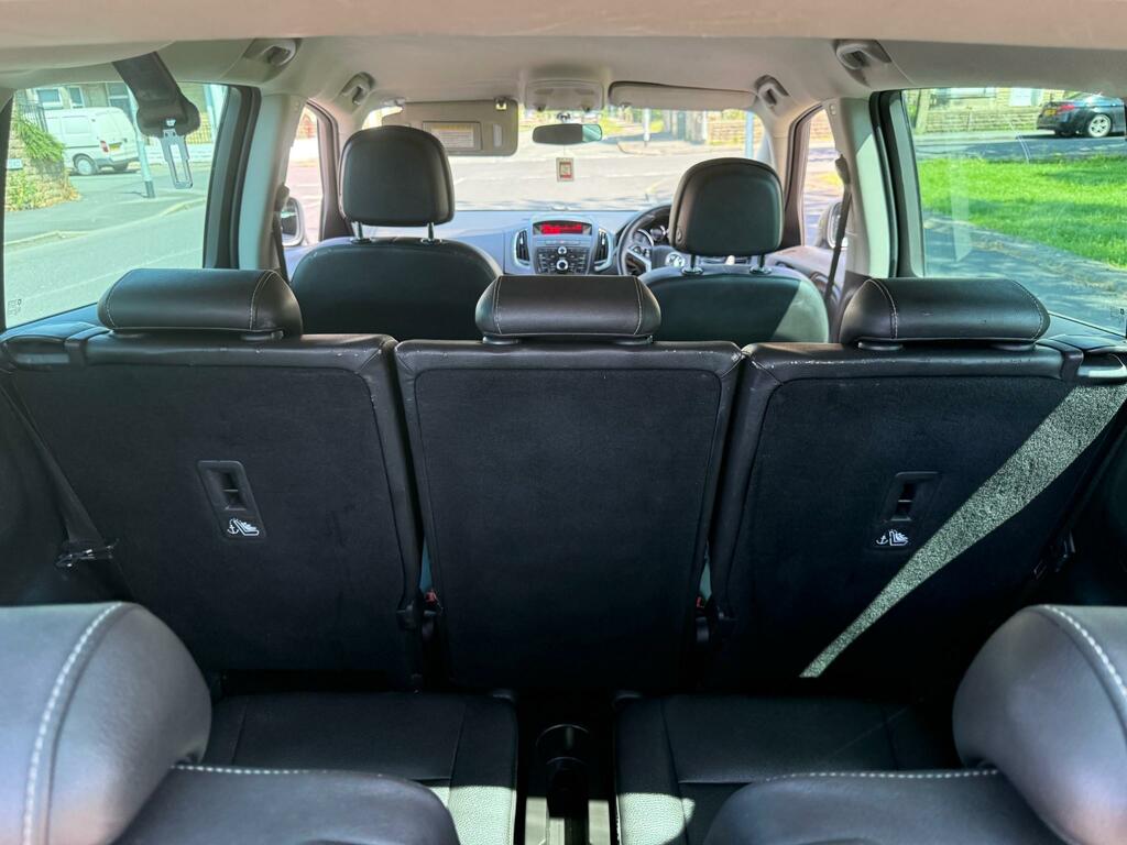 Vauxhall Zafira Tourer Sri T Grey #6