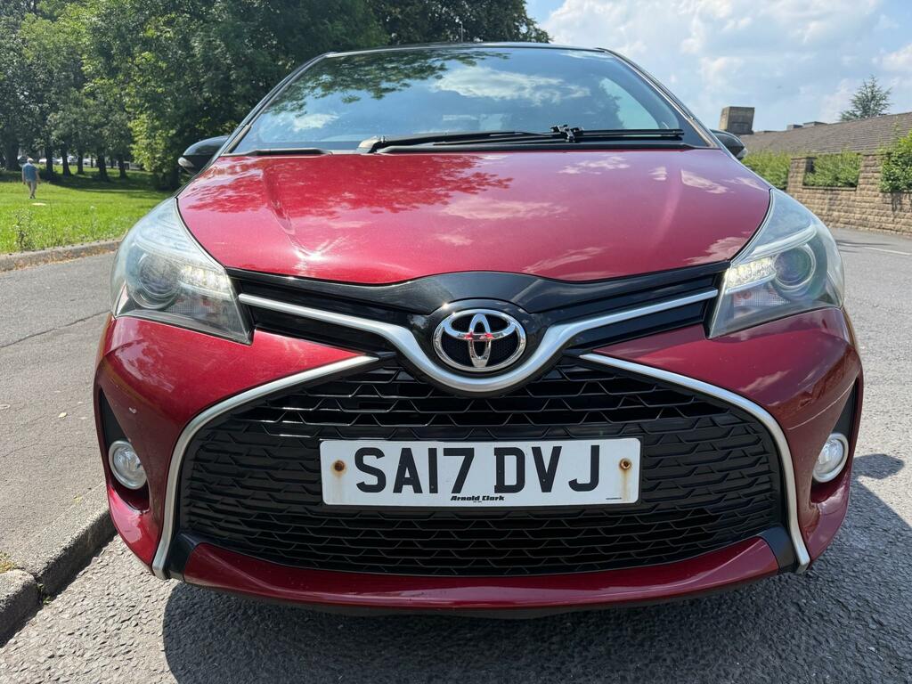 Toyota Yaris Design Vvt-i Red #2