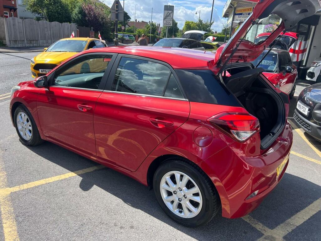 Hyundai I20 1.2 Se Euro 6 Red #5