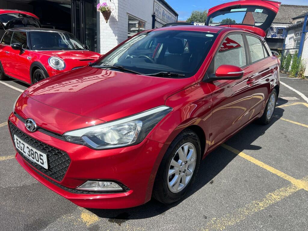 Hyundai I20 1.2 Se Euro 6 Red #4