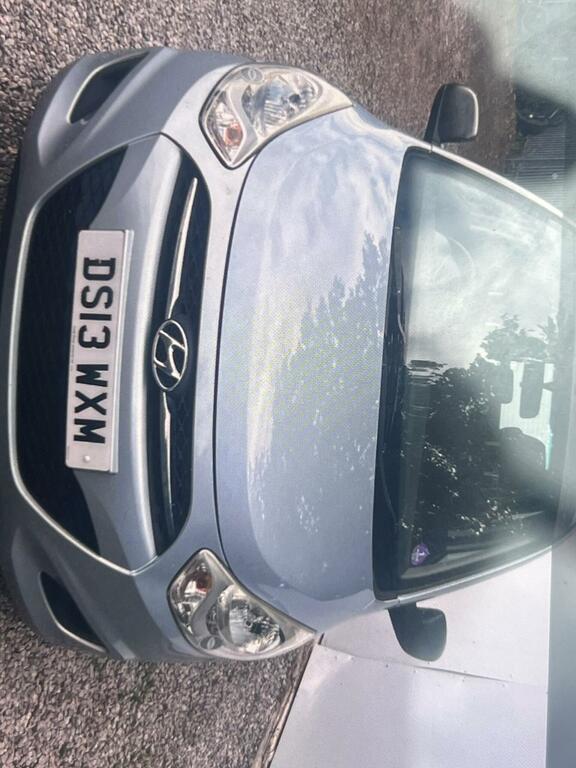 Hyundai I10 Hatchback 1.2 Classic Euro 5 201313 Silver #2