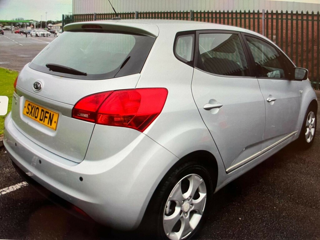 Kia Venga 1.4 2 Euro 5 Silver #3