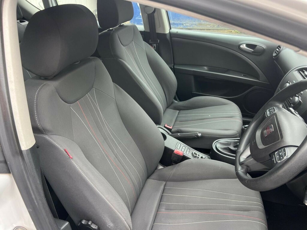 Seat Leon Seat Hatchback 1.6 Tdi Cr Se Copa Dsg Grey #13