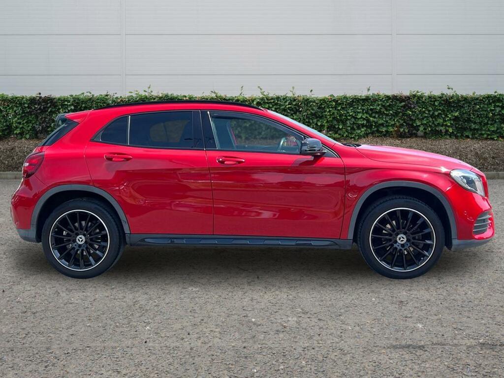 Mercedes-Benz GLA Class 1.6 Gla200 Amg Line Premium Suv Manua BP68CHO Red #5