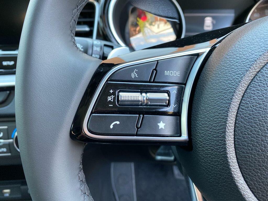 Kia Xceed 1.0 T Gdi Mhev Gt Line Suv Hybrid Manua White #14