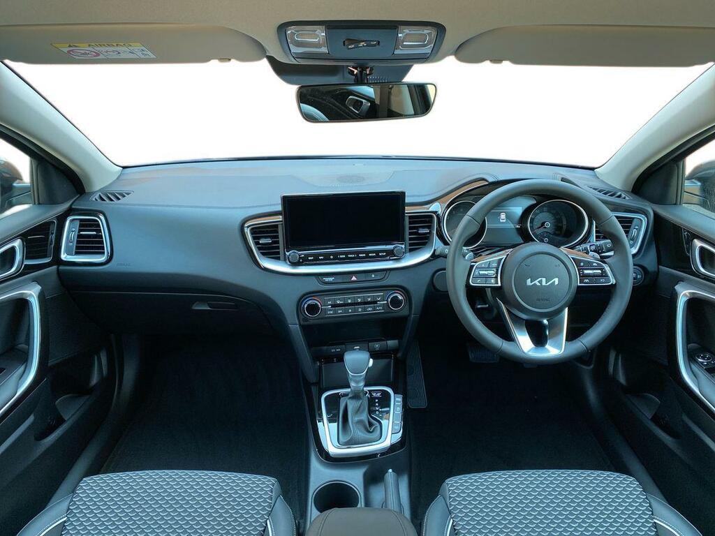 Kia Xceed 1.0 T Gdi Mhev Gt Line Suv Hybrid Manua White #10