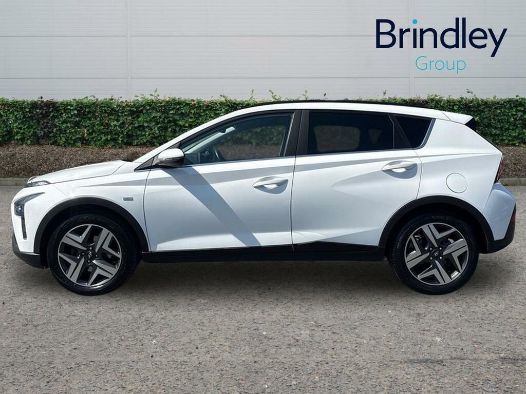 Hyundai Bayon 1.0 T-gdi Mhev Premium Suv Hybrid Manua White #5