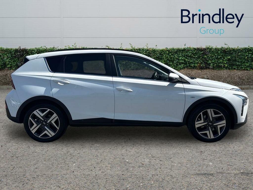 Hyundai Bayon 1.0 T-gdi Mhev Premium Suv Hybrid Manua White #6
