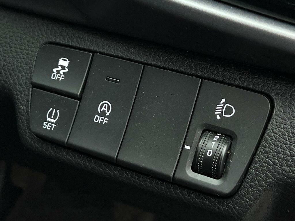Kia Stonic 3 Grey #22