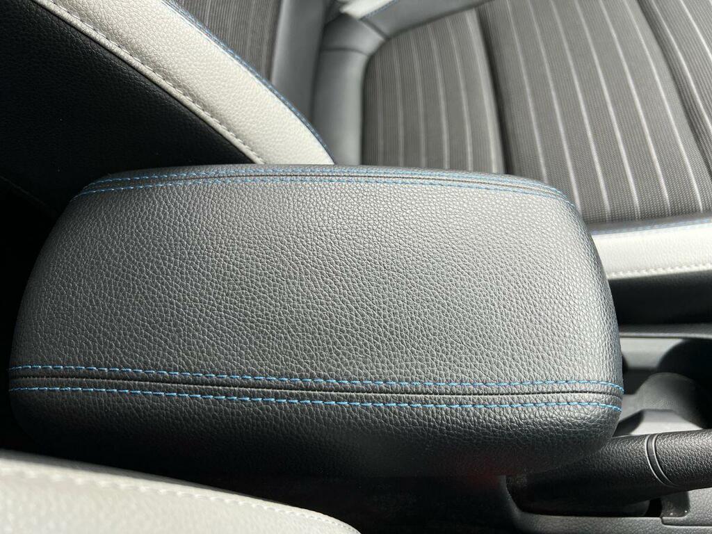 Kia Stonic 3 Grey #49