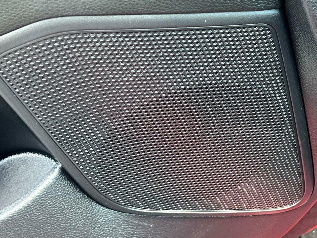 Kia Stonic 2 Red #43