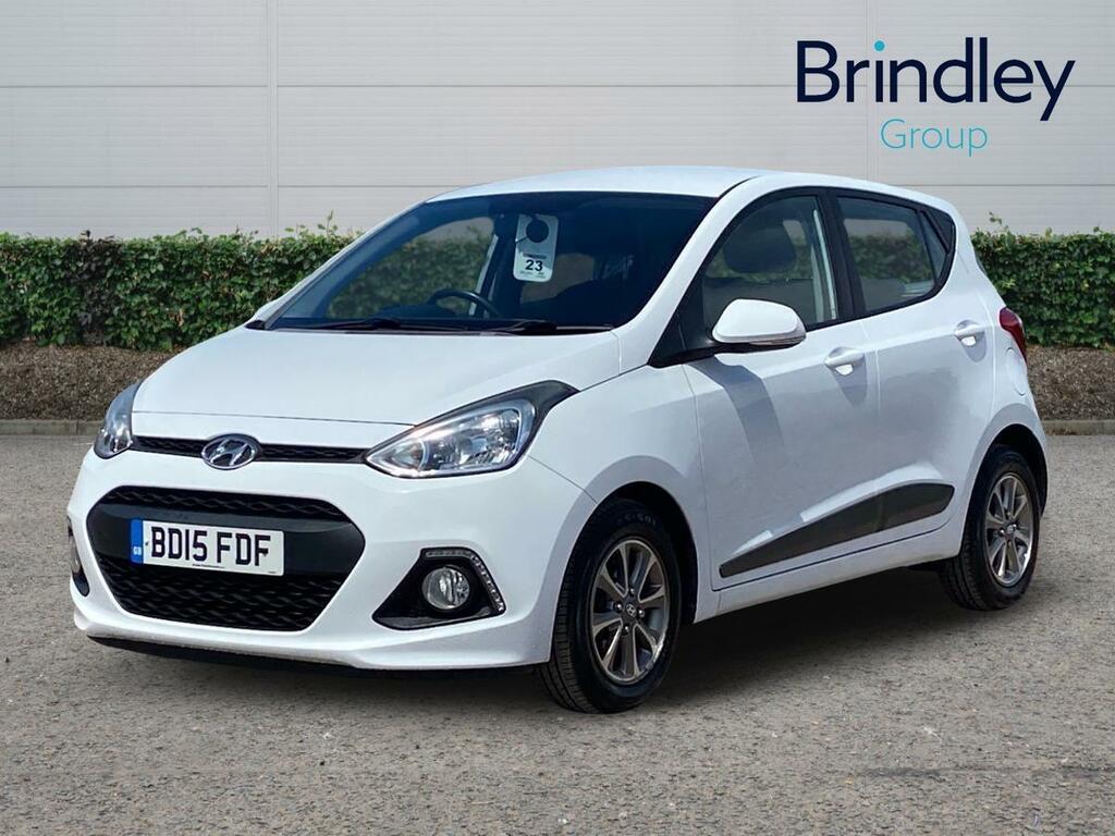 Hyundai I10 1.2 Premium Hatchback Euro 5 87 White #2