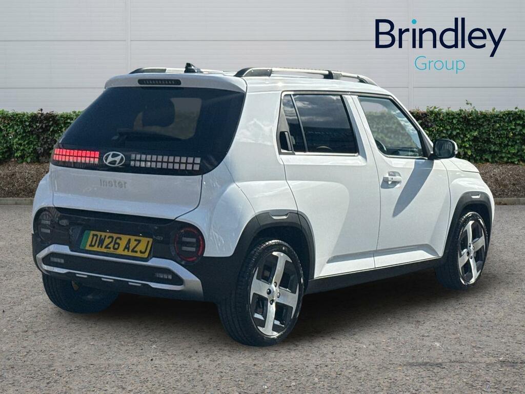Hyundai Inster Long Range 49Kwh 02 Suv 115 Ps White #4